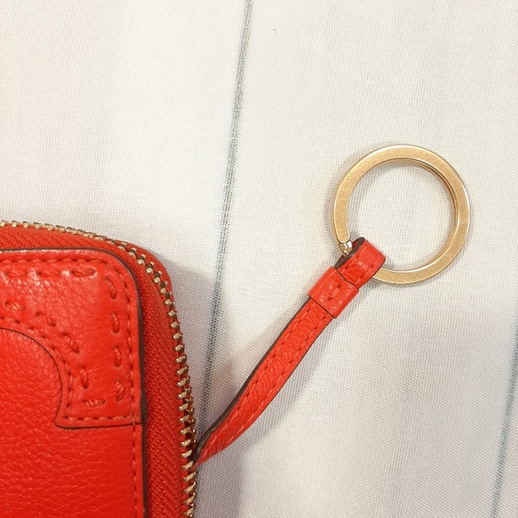 Tory Burch Small Orange Leather Purse With Key Fob. Zip Fastening - Picture 9 of 13